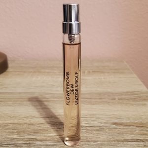 Viktor & Rolf Flowerbomb Dew
